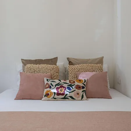 Santa Margherita Garden House - Private Parking - Grandmaison