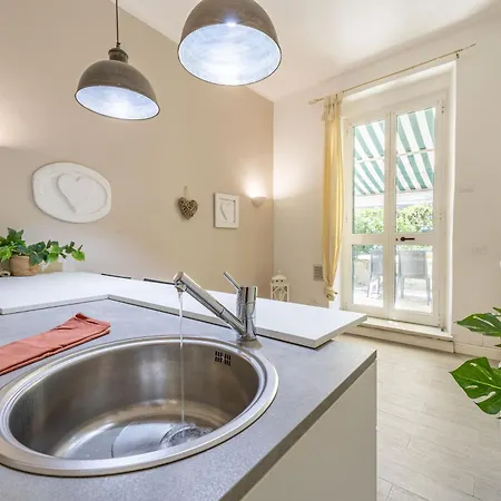 Santa Margherita Garden House - Private Parking - Grandmaison *