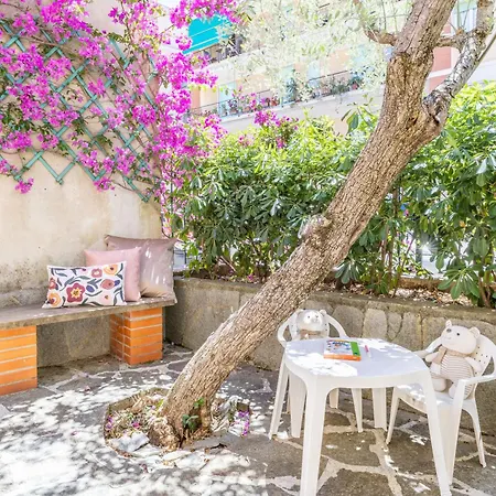 Santa Margherita Garden House - Private Parking - Grandmaison Lägenhet *